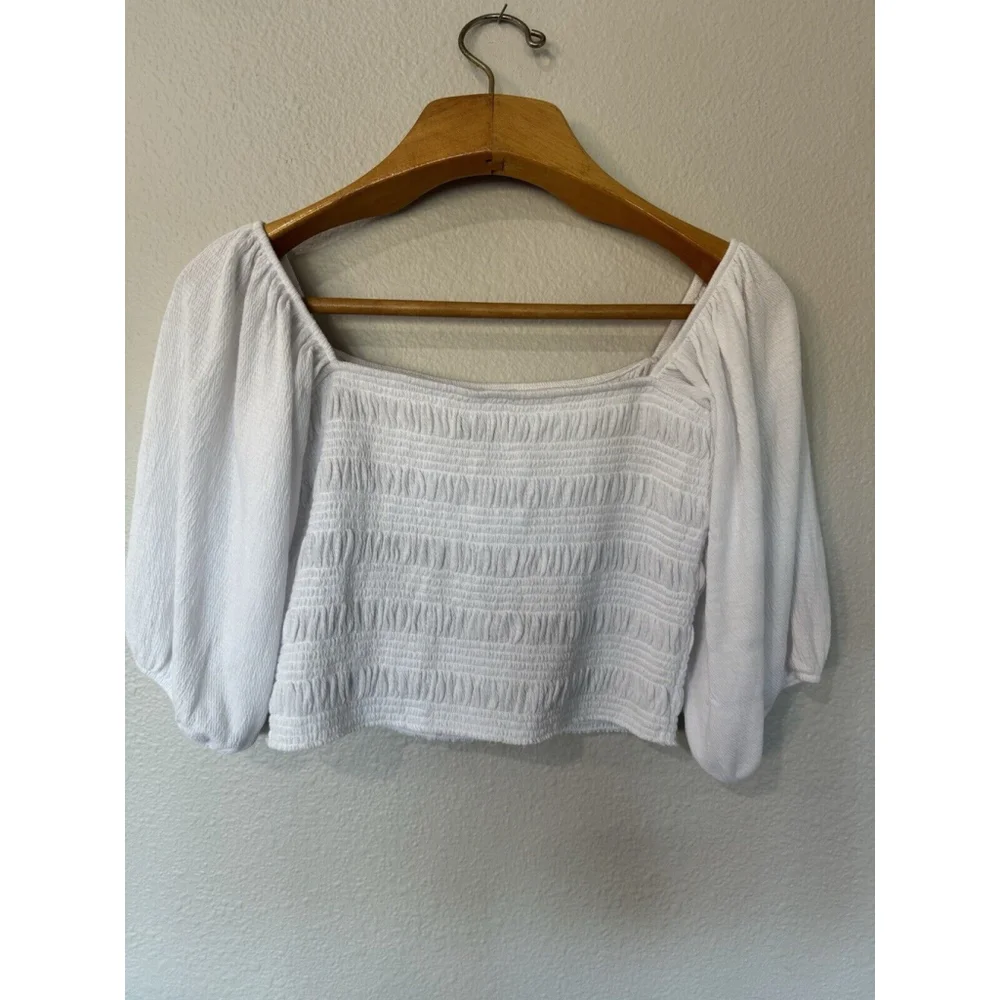 abercrombie fitch Cropped Ruched With 3/4 Sleeve Top NWT